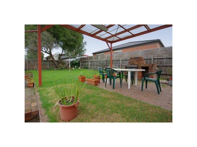 44 Pound Road, Hampton Park VIC 3976