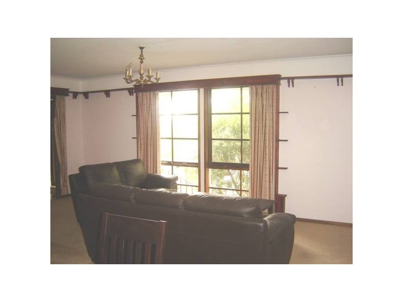 14 Dalvana Court, Hampton Park VIC 3976