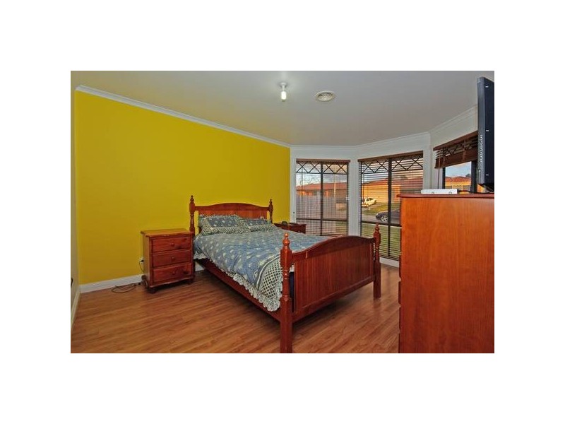 21 Redwood Avenue, Hampton Park VIC 3976