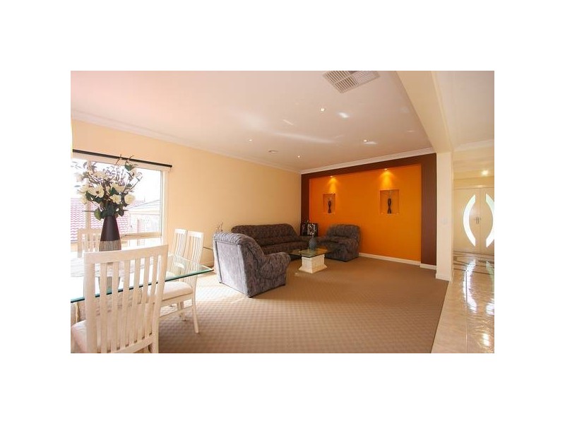 26 Frederick Rise, Narre Warren South VIC 3805