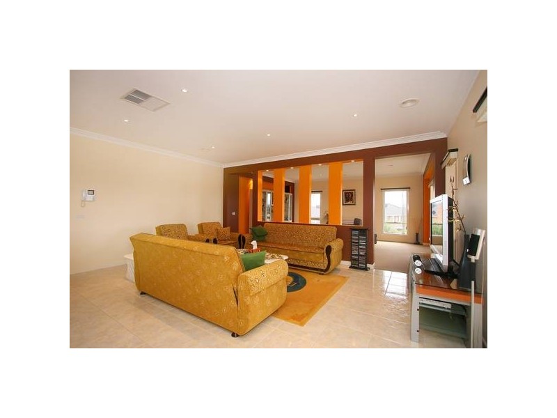 26 Frederick Rise, Narre Warren South VIC 3805