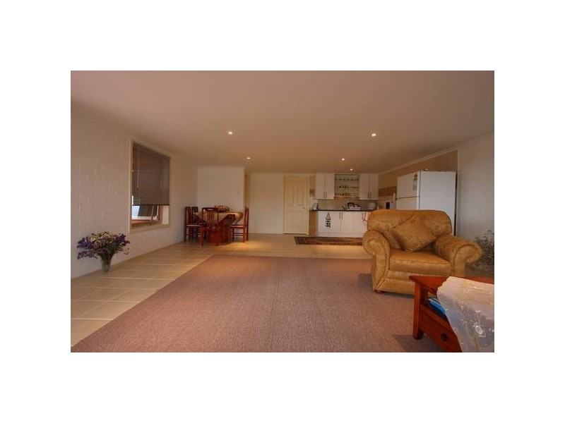 26 Frederick Rise, Narre Warren South VIC 3805