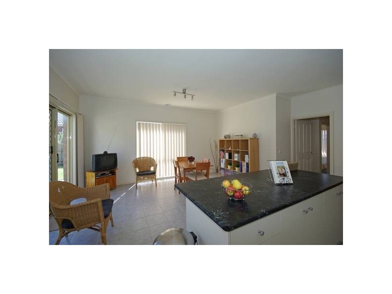 20 Ratcliffe Way, Lynbrook VIC 3975