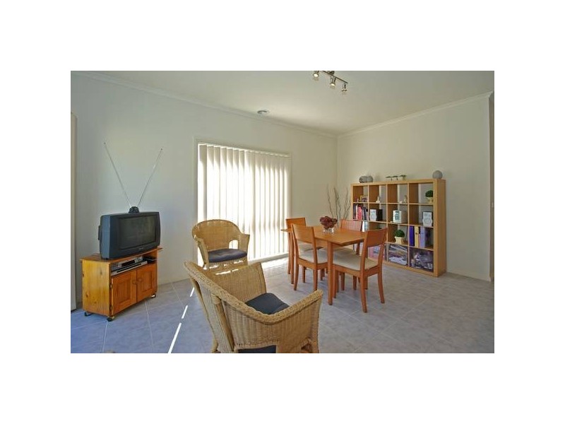 20 Ratcliffe Way, Lynbrook VIC 3975