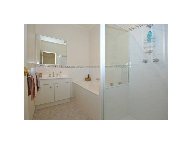 20 Ratcliffe Way, Lynbrook VIC 3975