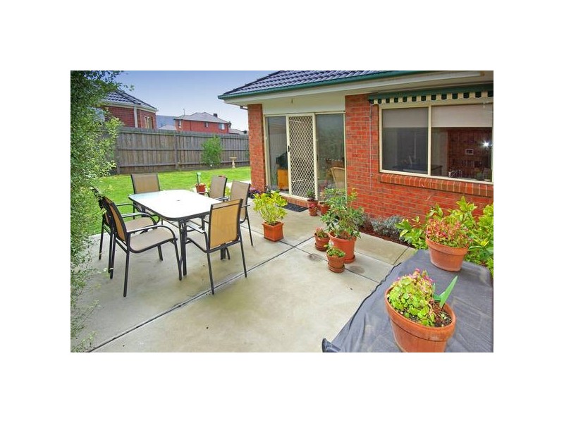 20 Ratcliffe Way, Lynbrook VIC 3975