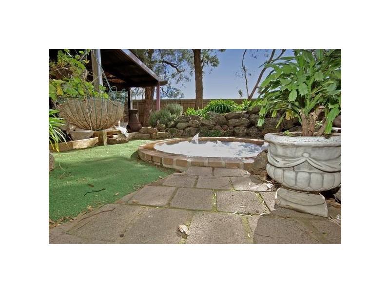 5 Peppermint Court, Hampton Park VIC 3976