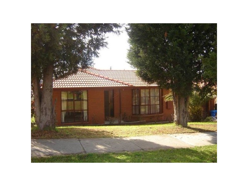 56 Justin Circuit, Hampton Park VIC 3976