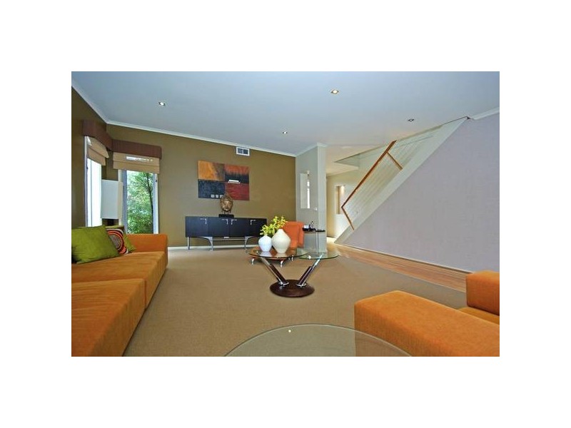 12 Carabeen Way, Lyndhurst VIC 3975