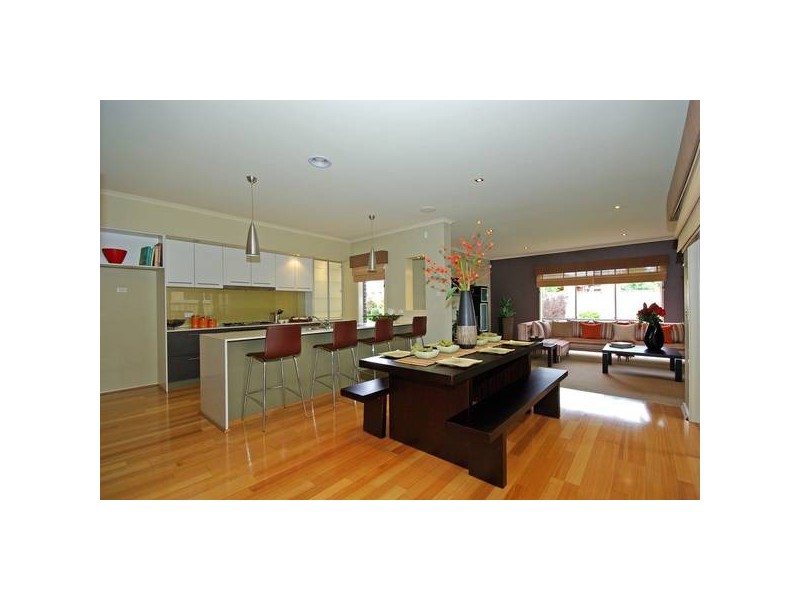 12 Carabeen Way, Lyndhurst VIC 3975