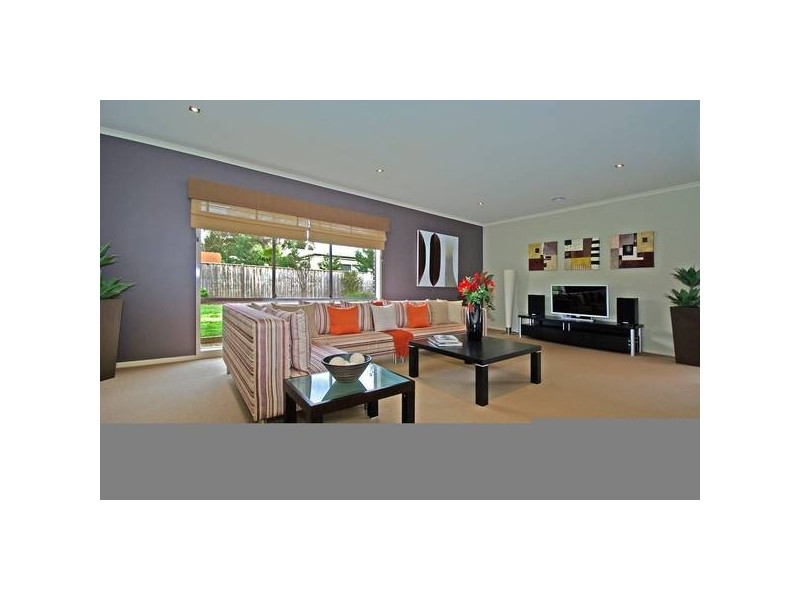 12 Carabeen Way, Lyndhurst VIC 3975