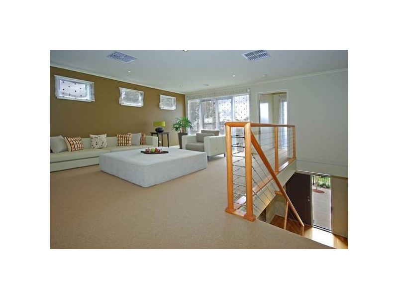 12 Carabeen Way, Lyndhurst VIC 3975