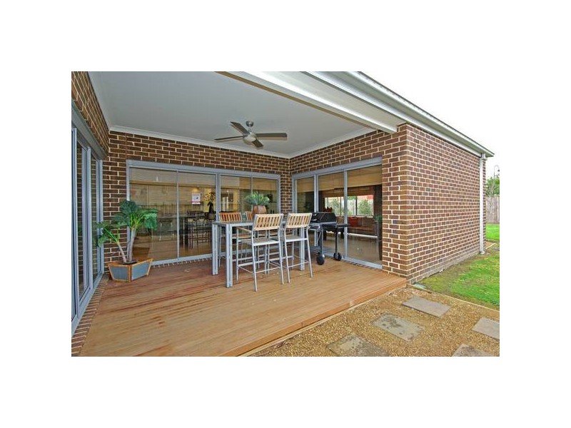 12 Carabeen Way, Lyndhurst VIC 3975