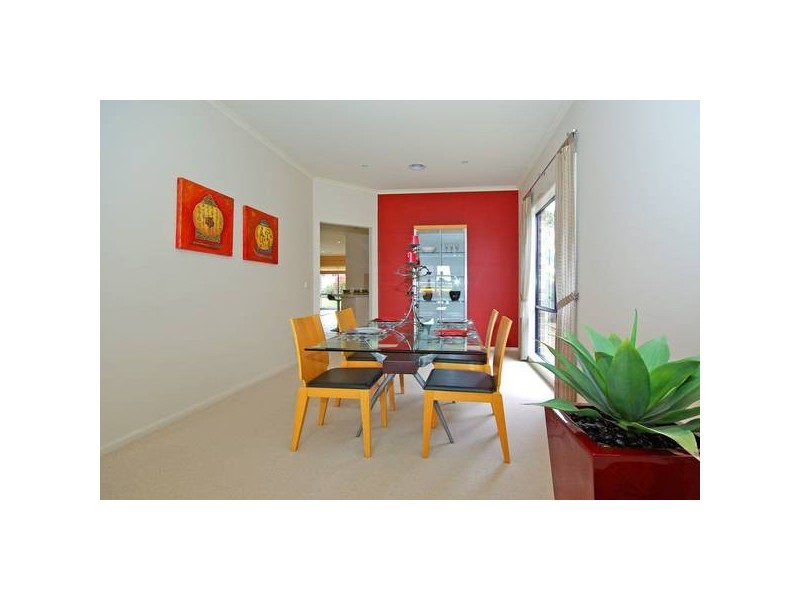14 Carabeen Way, Lyndhurst VIC 3975