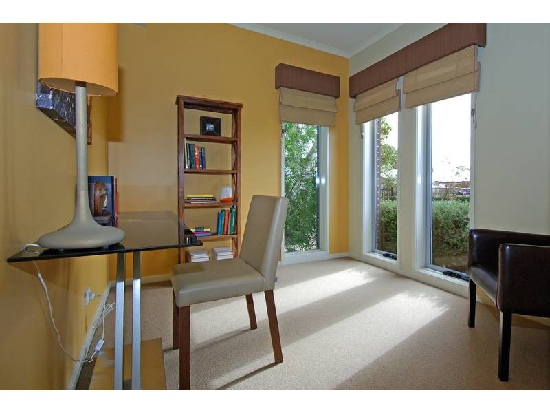 12 Carabeen Way, Lyndhurst VIC 3975