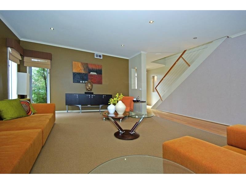 12 Carabeen Way, Lyndhurst VIC 3975