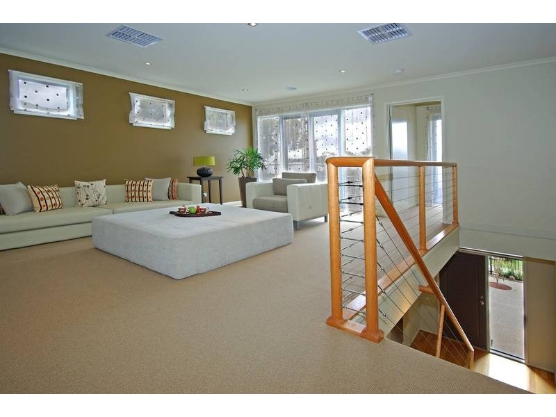 12 Carabeen Way, Lyndhurst VIC 3975