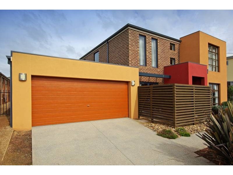 14 Carabeen Way, Lyndhurst VIC 3975