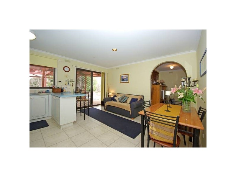 8 Wycombe Rise, Hampton Park VIC 3976