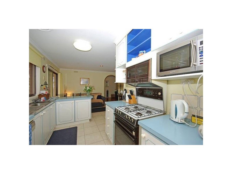 8 Wycombe Rise, Hampton Park VIC 3976