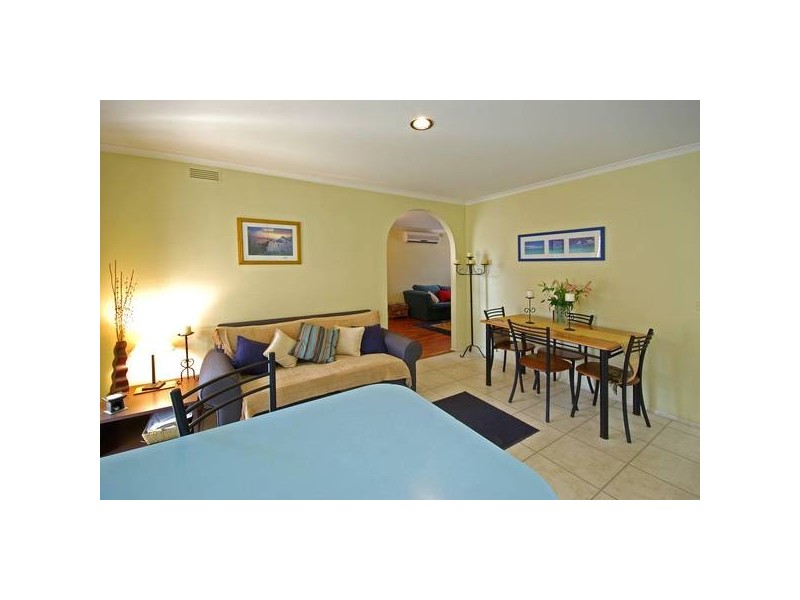 8 Wycombe Rise, Hampton Park VIC 3976