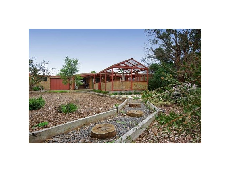 8 Wycombe Rise, Hampton Park VIC 3976