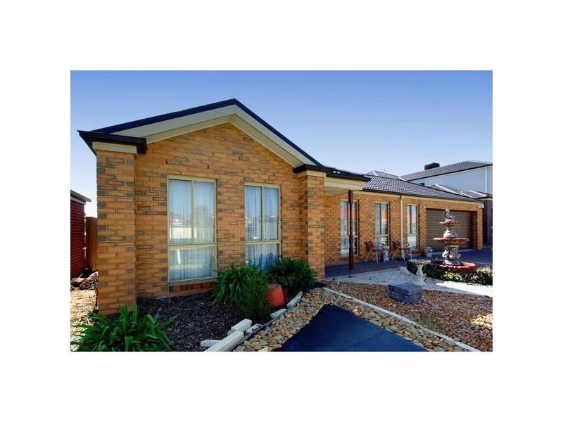 12 Hopegood Place, Lynbrook VIC 3975