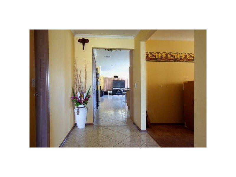 12 Hopegood Place, Lynbrook VIC 3975