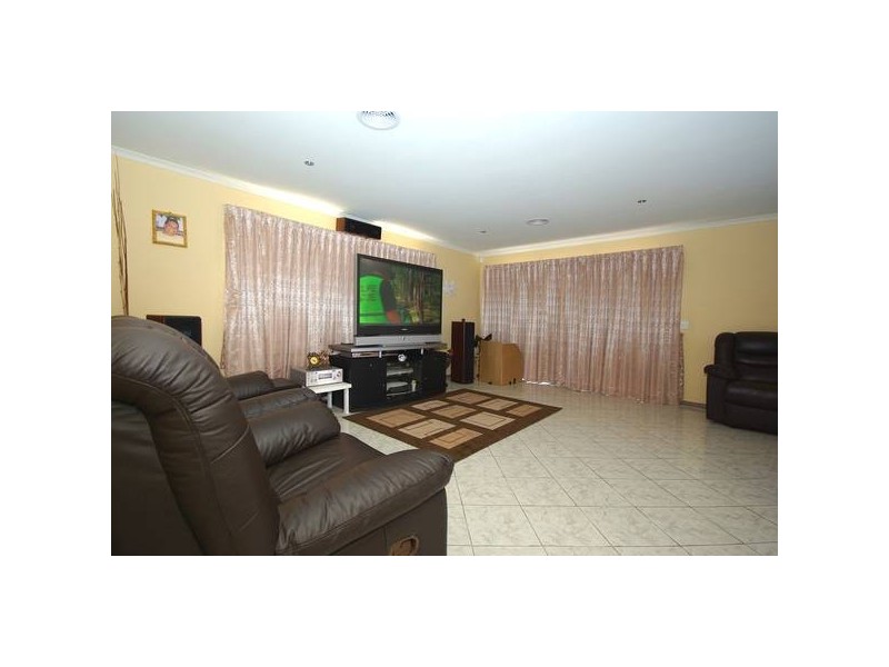 12 Hopegood Place, Lynbrook VIC 3975