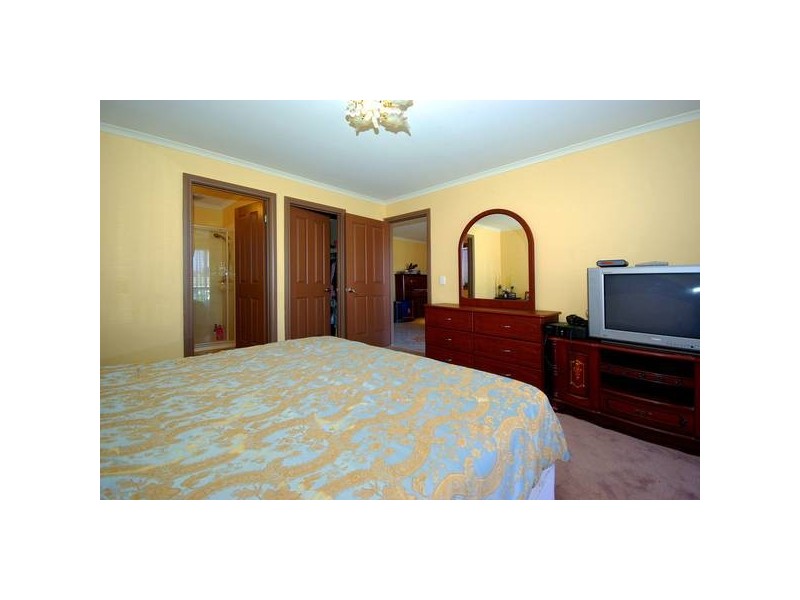 12 Hopegood Place, Lynbrook VIC 3975