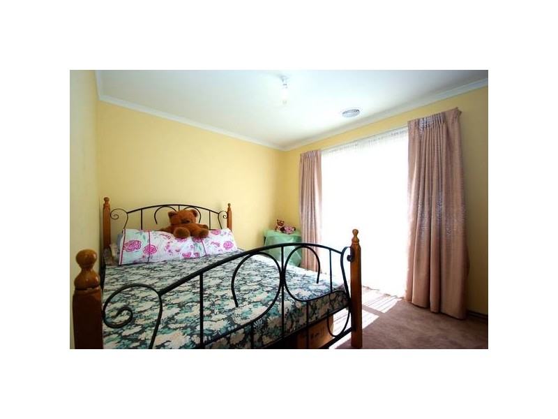 12 Hopegood Place, Lynbrook VIC 3975