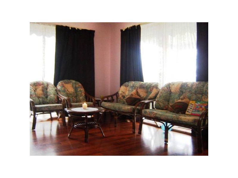 42 Michelle Drive, Hampton Park VIC 3976