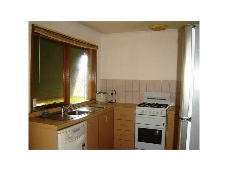 42 Michelle Drive, Hampton Park VIC 3976