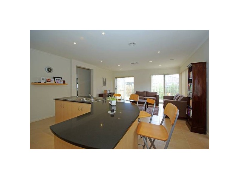 41 Franklin Parade, Lynbrook VIC 3975