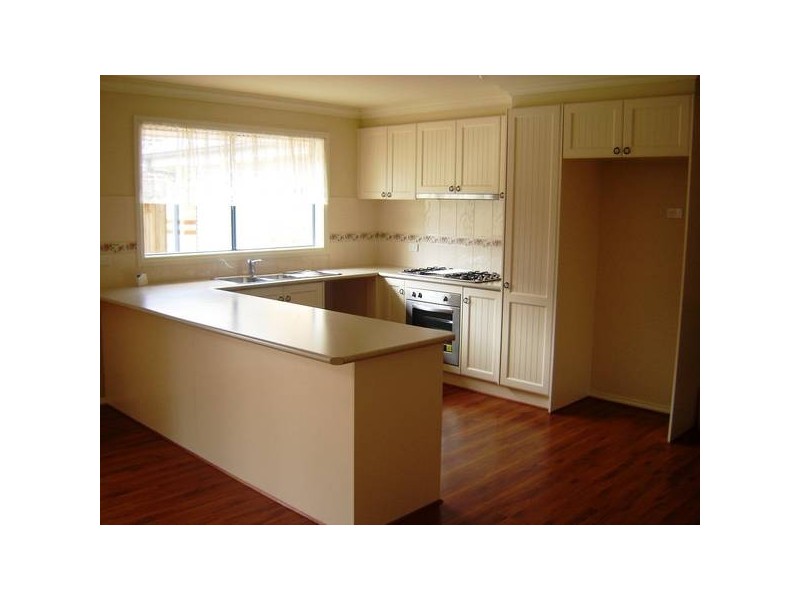 3 Bonwick Close, Lynbrook VIC 3975