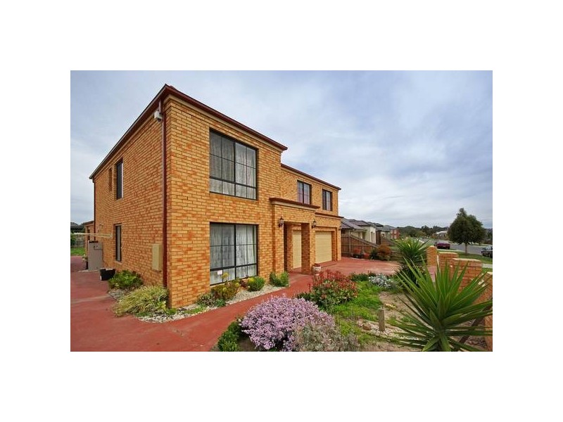 1 Astley Wynd, Lynbrook VIC 3975