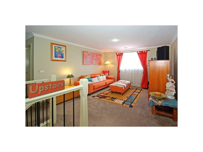 1 Astley Wynd, Lynbrook VIC 3975