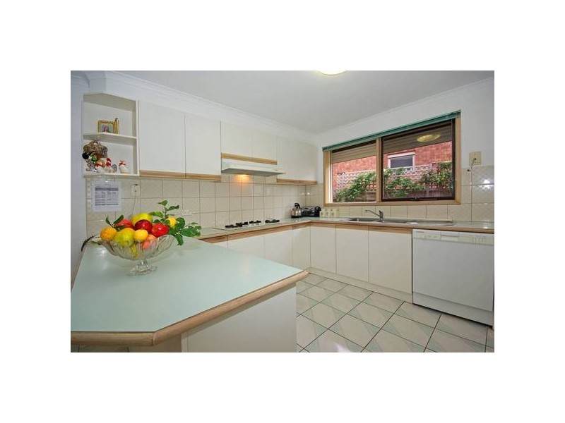 11 Fernshaw Gardens, Hallam VIC 3803