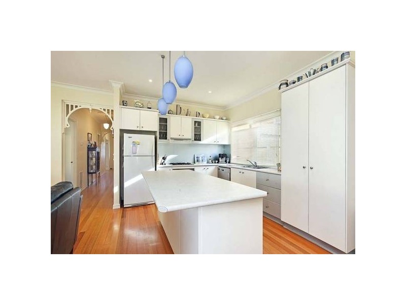 87 Aylmer Road, Lynbrook VIC 3975