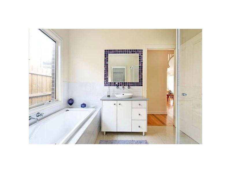 87 Aylmer Road, Lynbrook VIC 3975