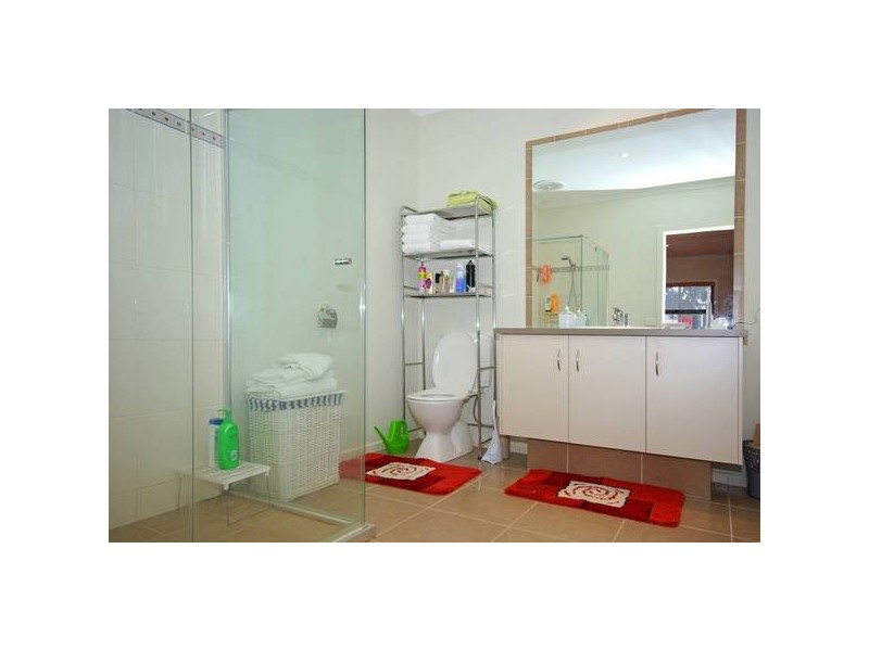 82 Aylmer Road, Lynbrook VIC 3975