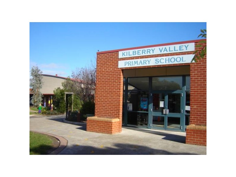 7 Camdale Close, Hampton Park VIC 3976