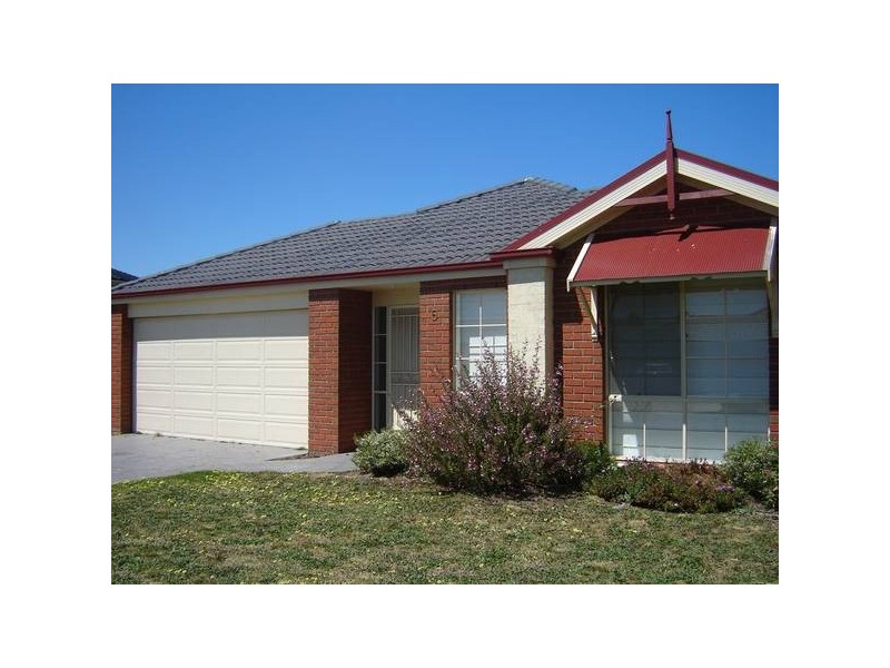 5 Hopegood Place, Lynbrook VIC 3975