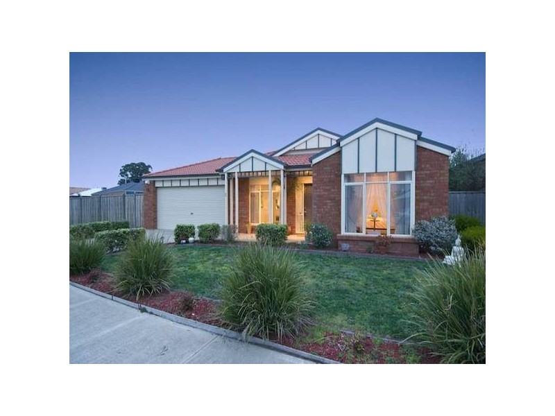 1 Carabeen Way, Lyndhurst VIC 3975