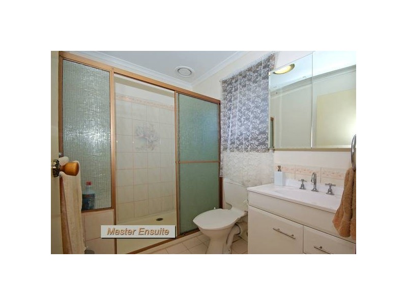 3 Hughes Court, Hampton Park VIC 3976