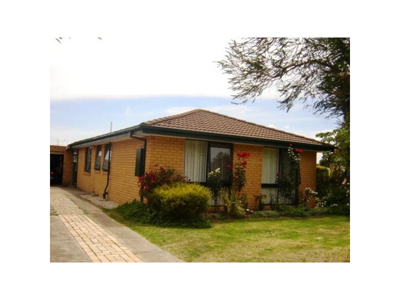 5 Willow Drive, Hampton Park VIC 3976