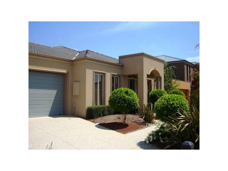 16 Carabeen Way, Lyndhurst VIC 3975