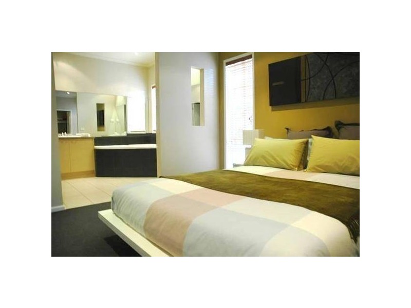 16 Carabeen Way, Lyndhurst VIC 3975