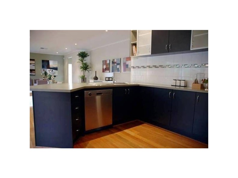 16 Carabeen Way, Lyndhurst VIC 3975