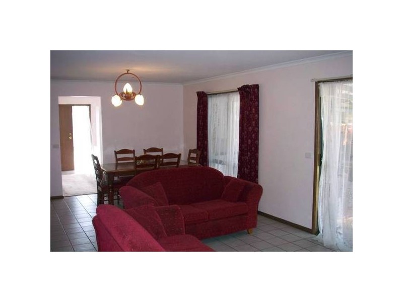 5 Coriyule Court, Cranbourne North VIC 3977